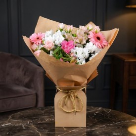 Strawberries and Cream Giftbox