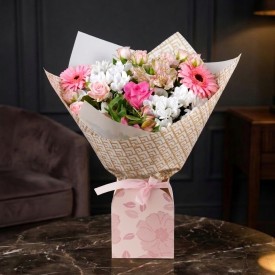 Strawberries and Cream Giftbox